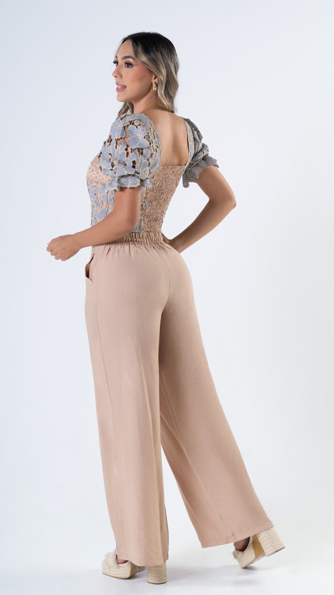 P74425 CONJUNTO LINO POLIESTER CAMEL
