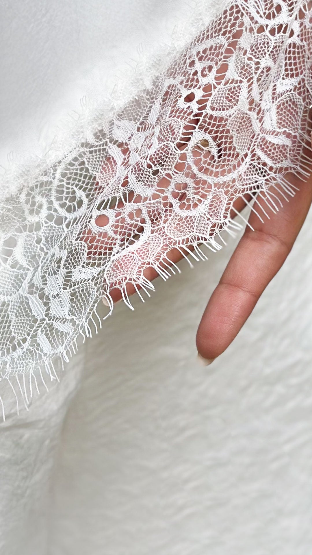 P74593 CONJUNTO CHIFON MARFIL