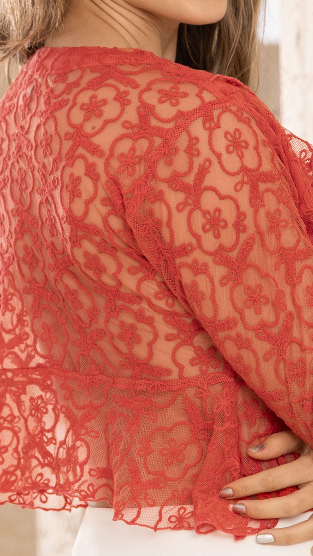 P3988 BLUSA MALLA BORDADA CORAL OSCURO