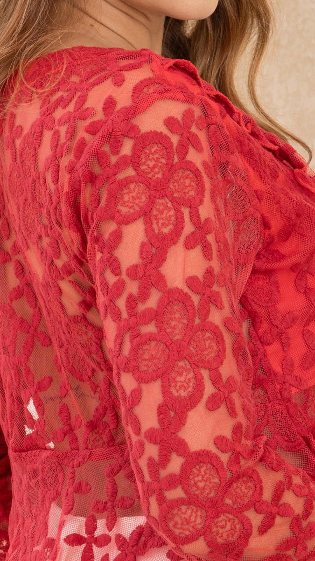 P3988 BLUSA MALLA BORDADA ROJO