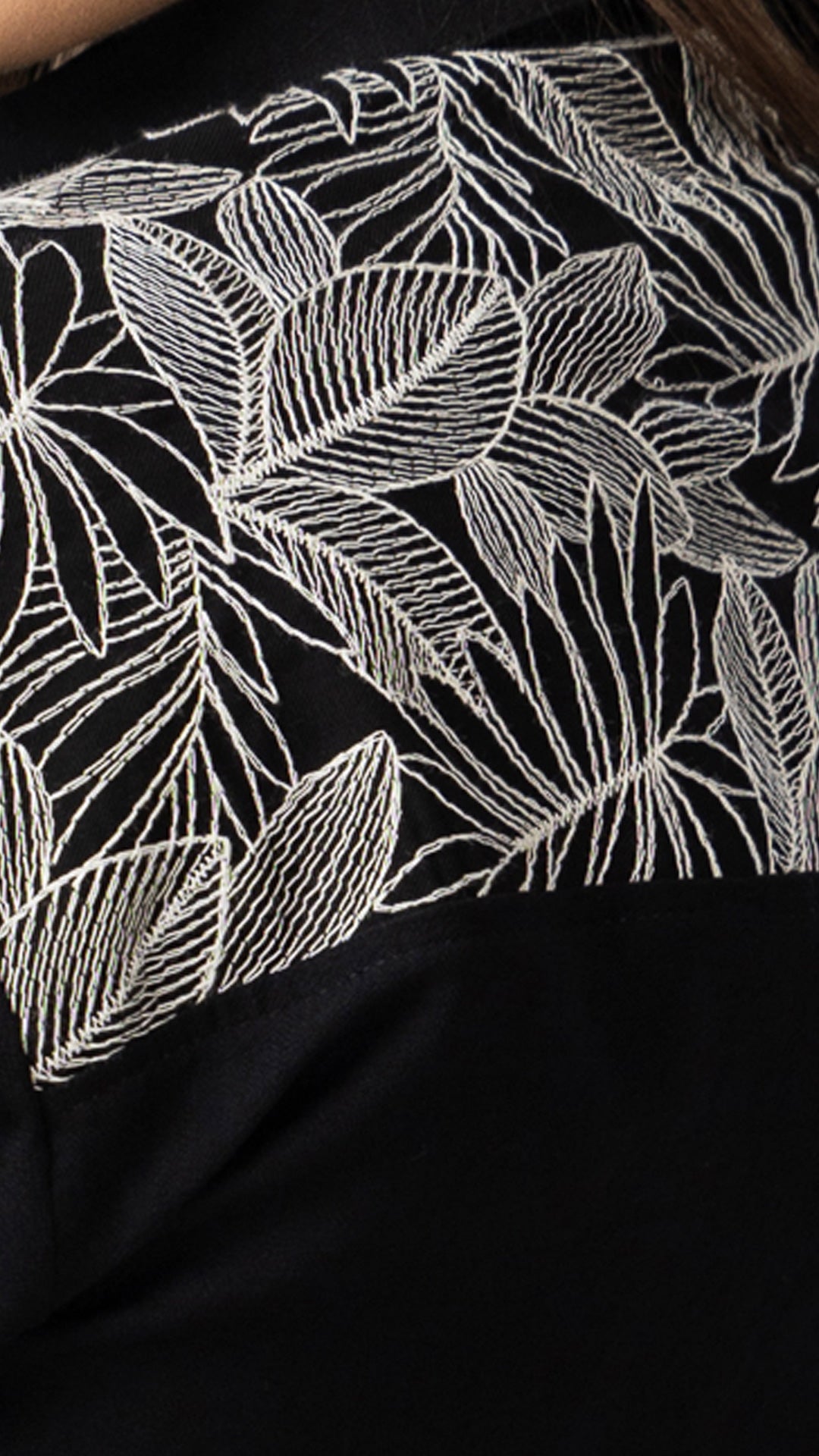 P4003 CAMISA LINO BORDADO NEGRO