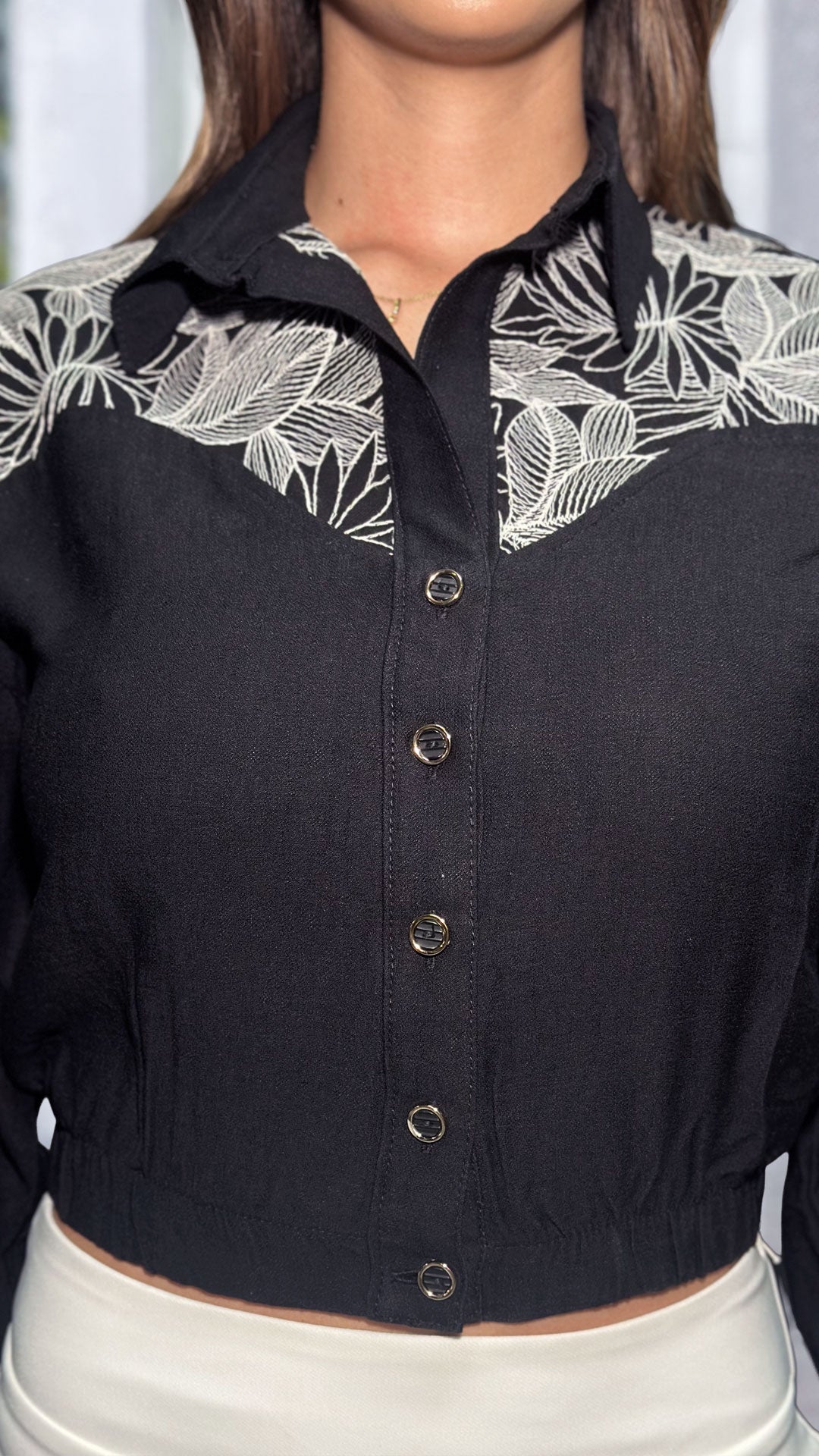 P4003 CAMISA LINO BORDADO NEGRO