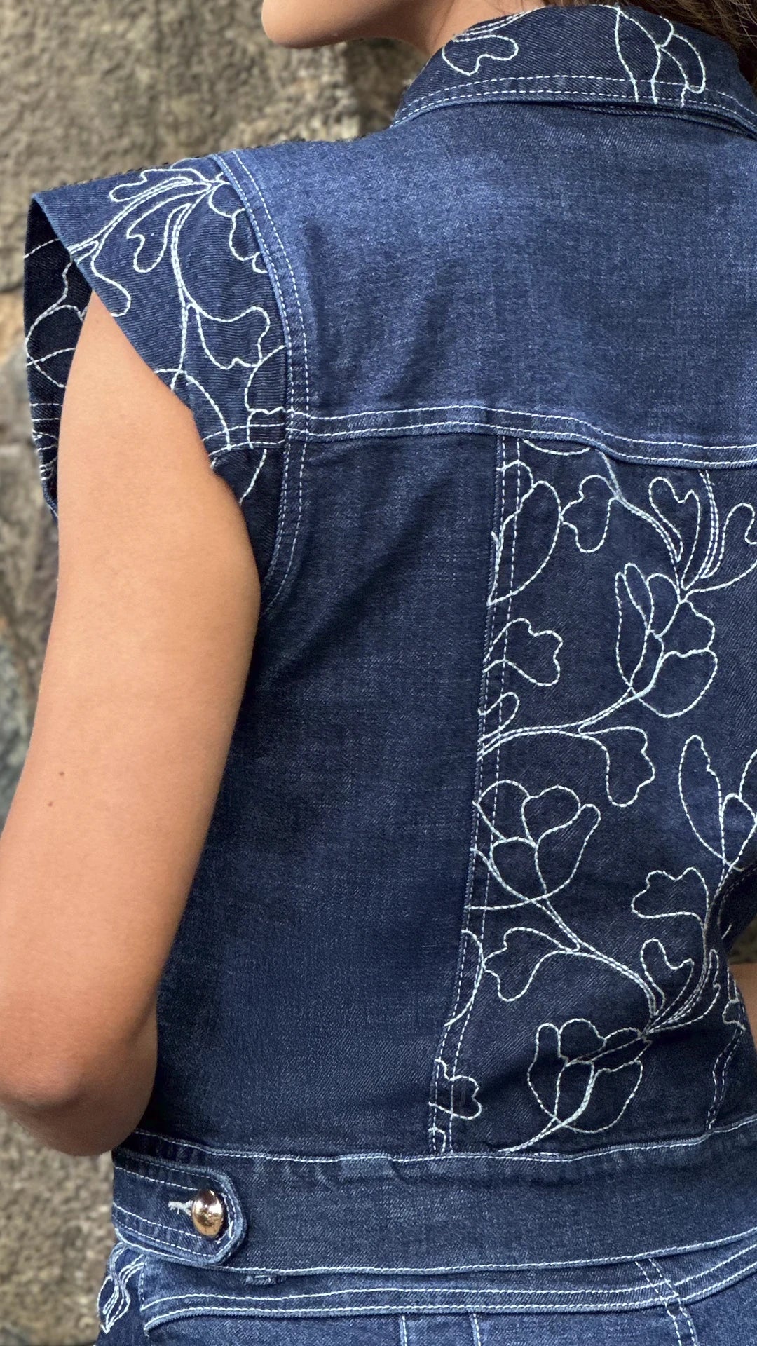 P4019 BLUSA INDIGO BORDADO AZUL