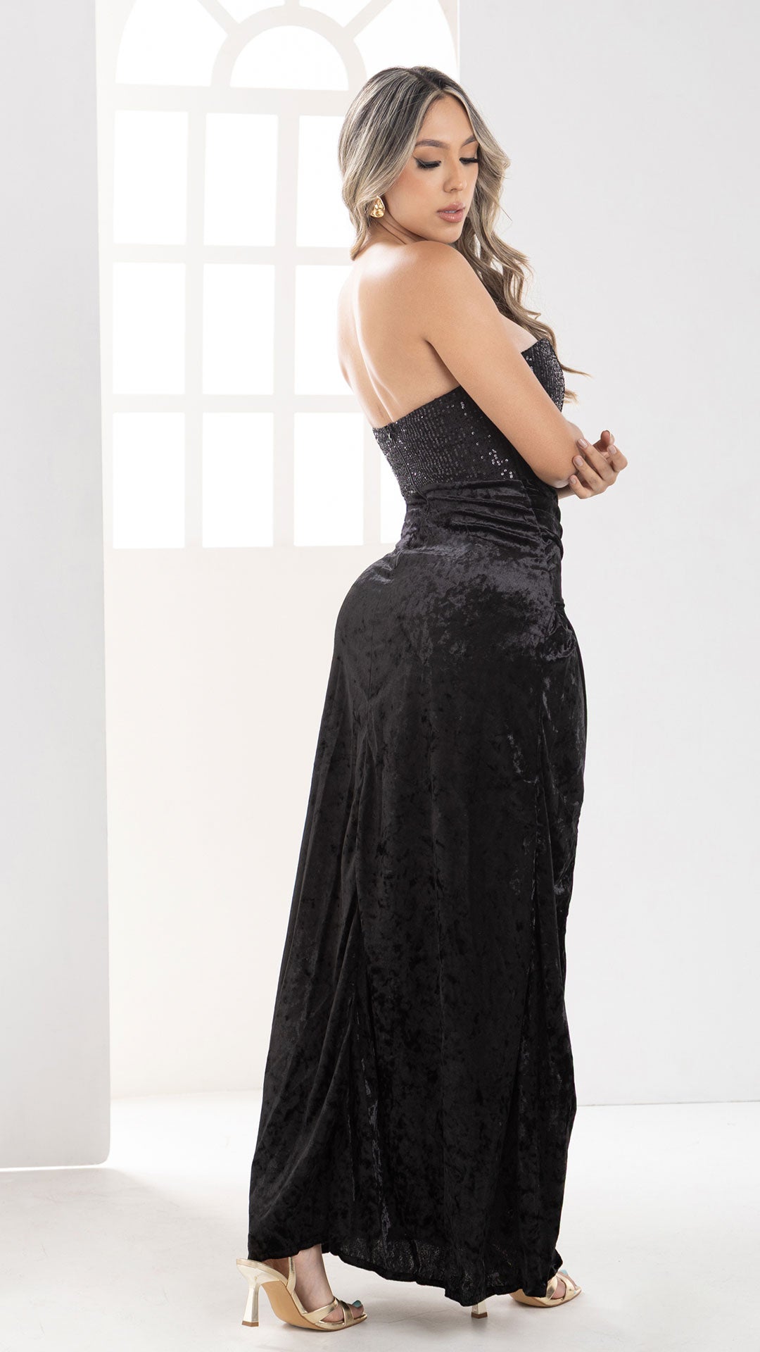 P74184 VESTIDO VELVETEEN LENTEJUELA NEGRO