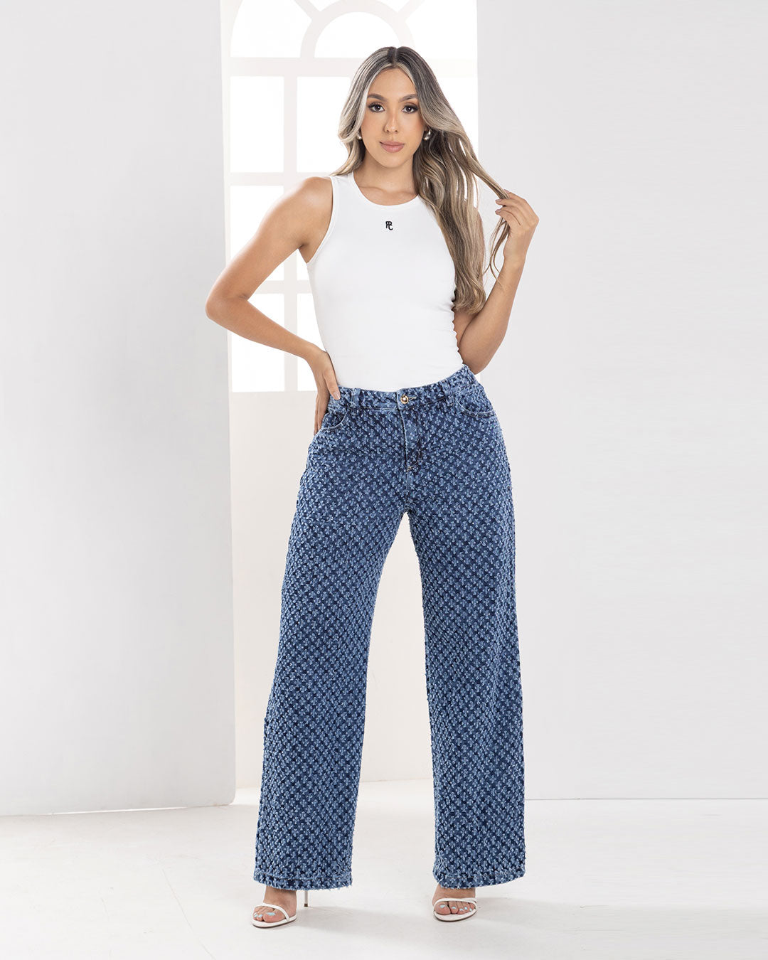 P74354 PANTALÓN INDIGO HUECOS AZUL