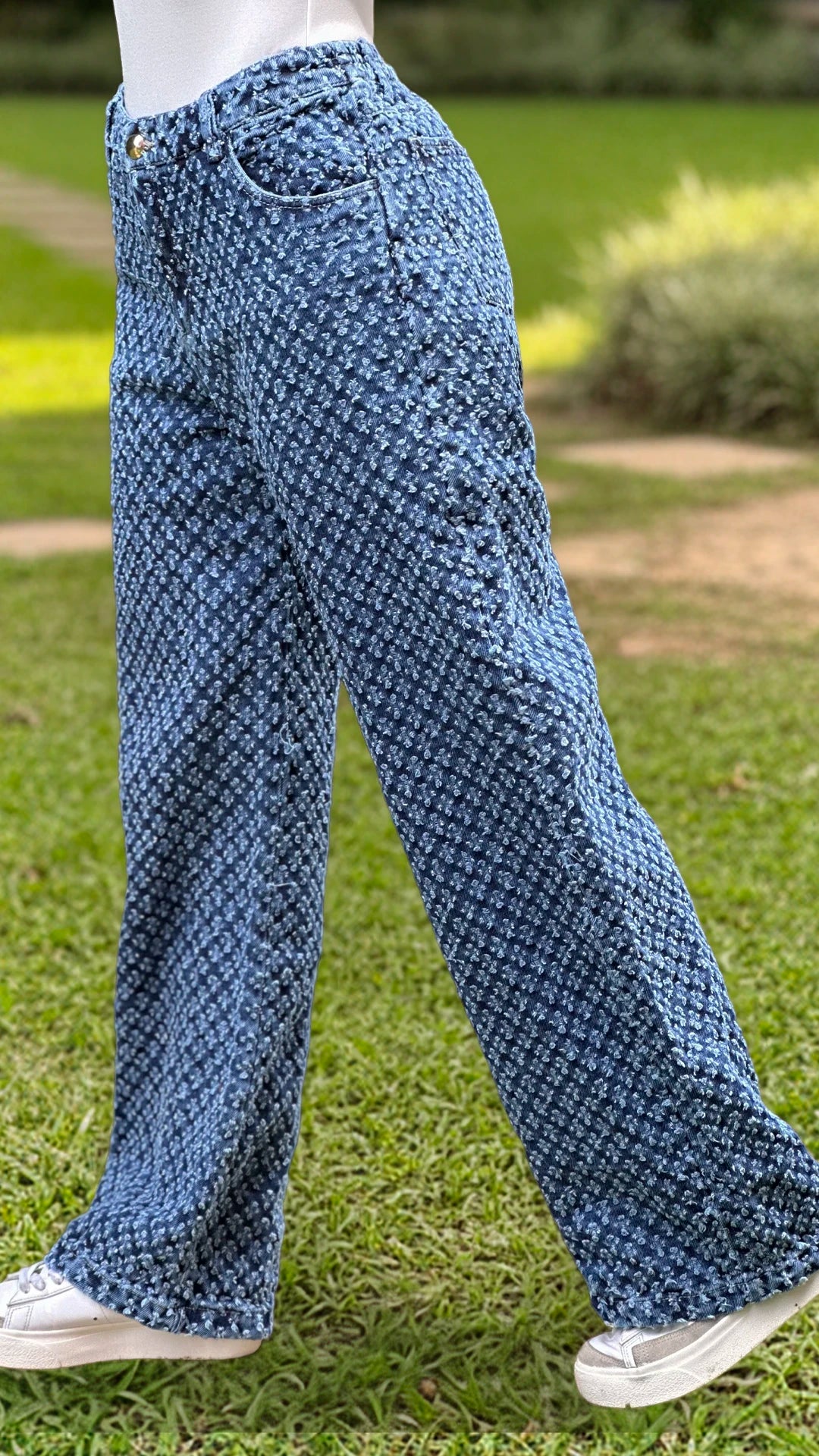 P74354 PANTALÓN INDIGO HUECOS AZUL
