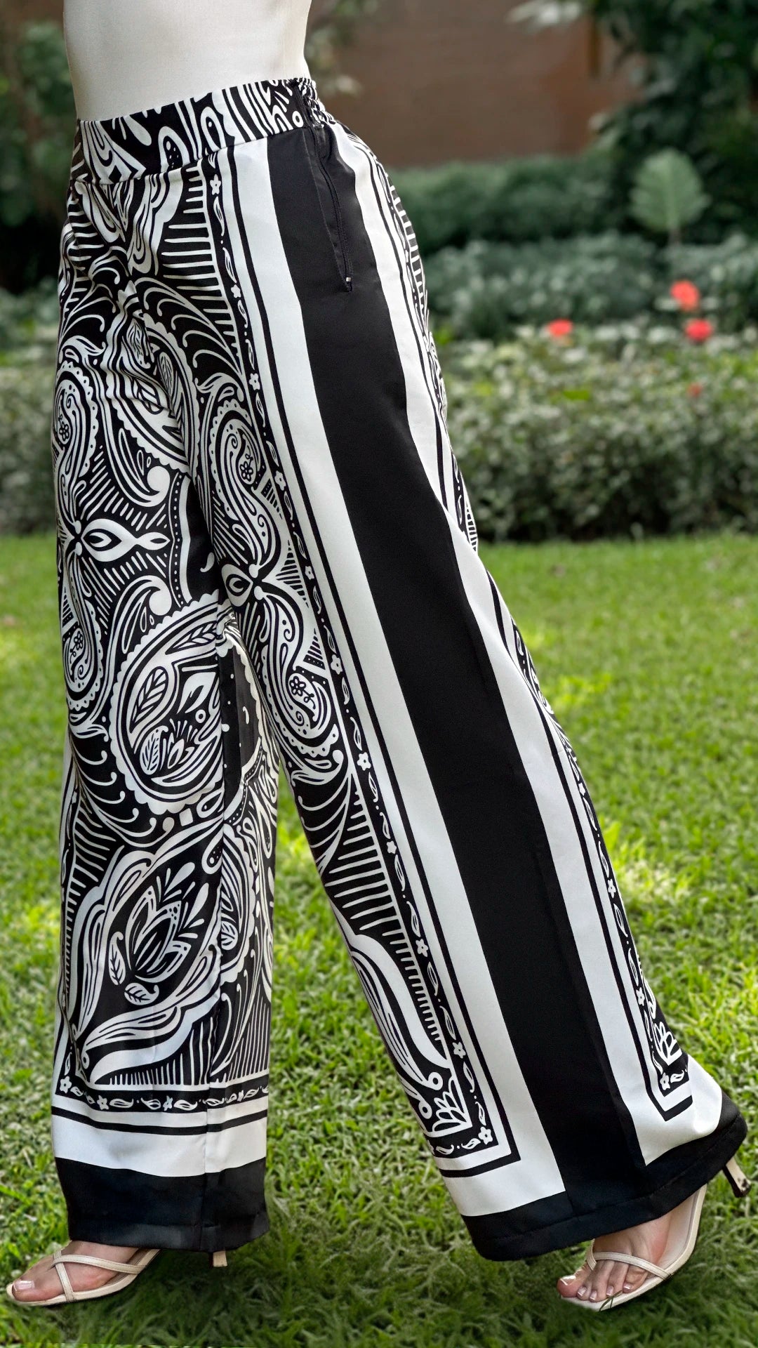 P74369 PANTALÓN AGATHA NEGRO