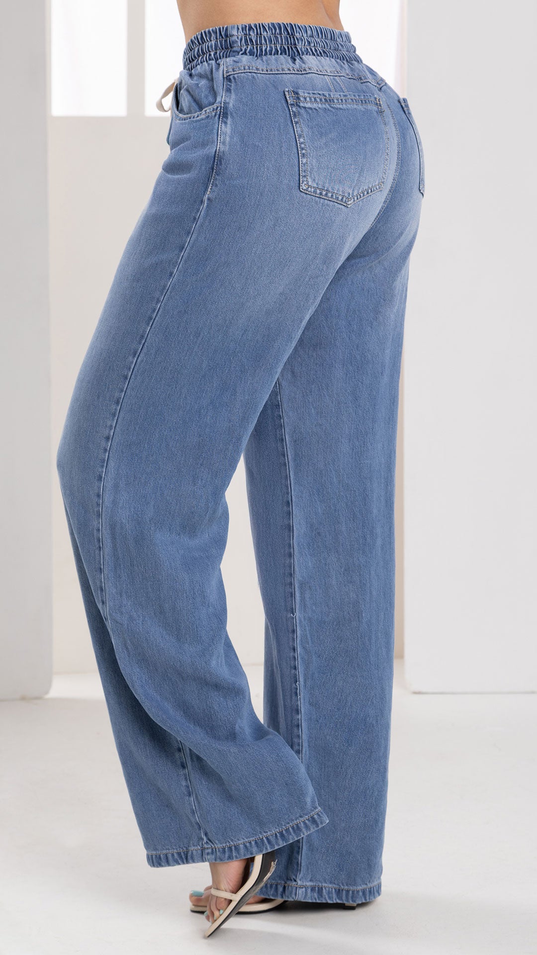 P74416 PANTALÓN INDIGO AZUL