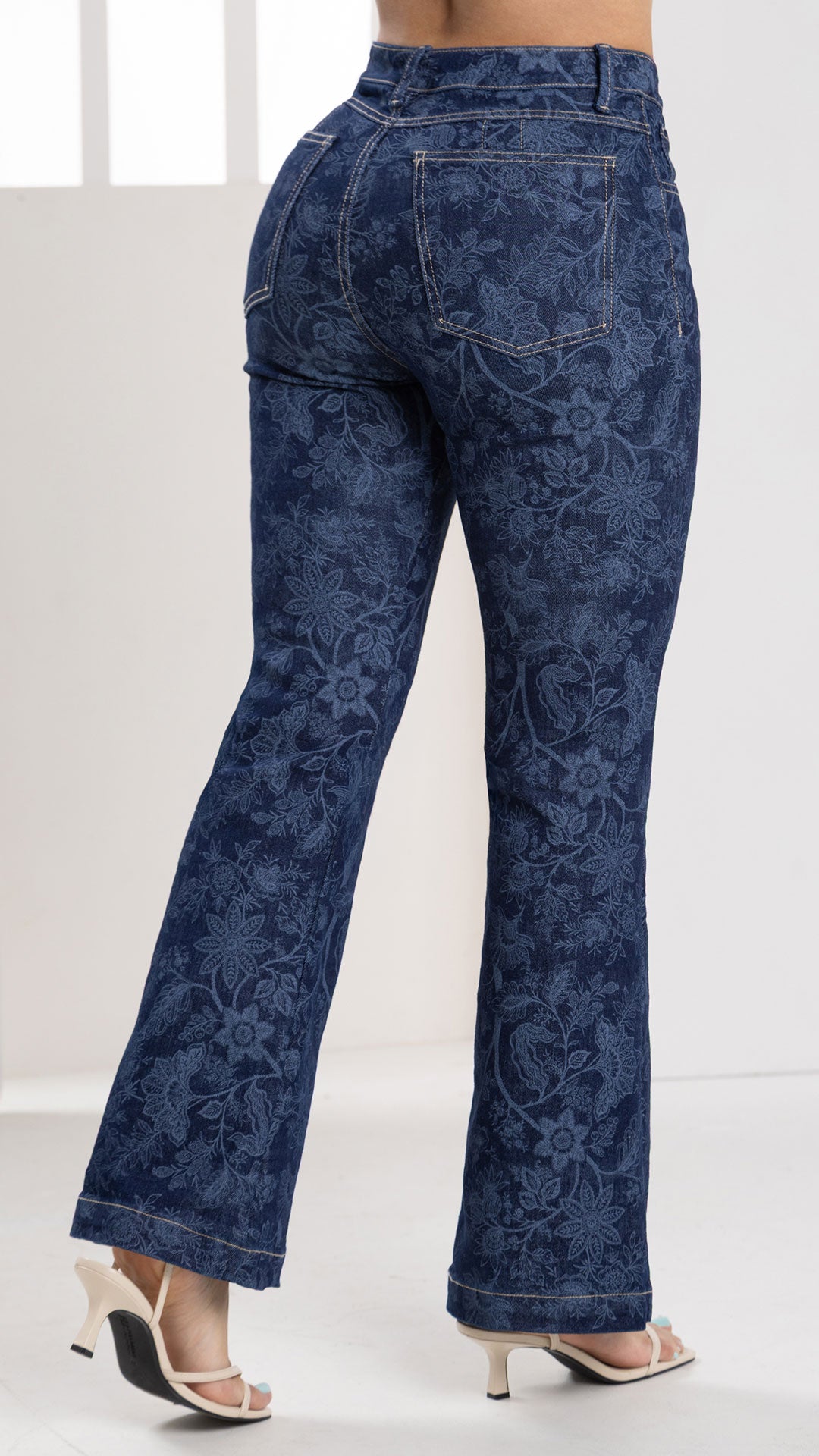 P74441 JEAN INDIGO GRABADO AZUL