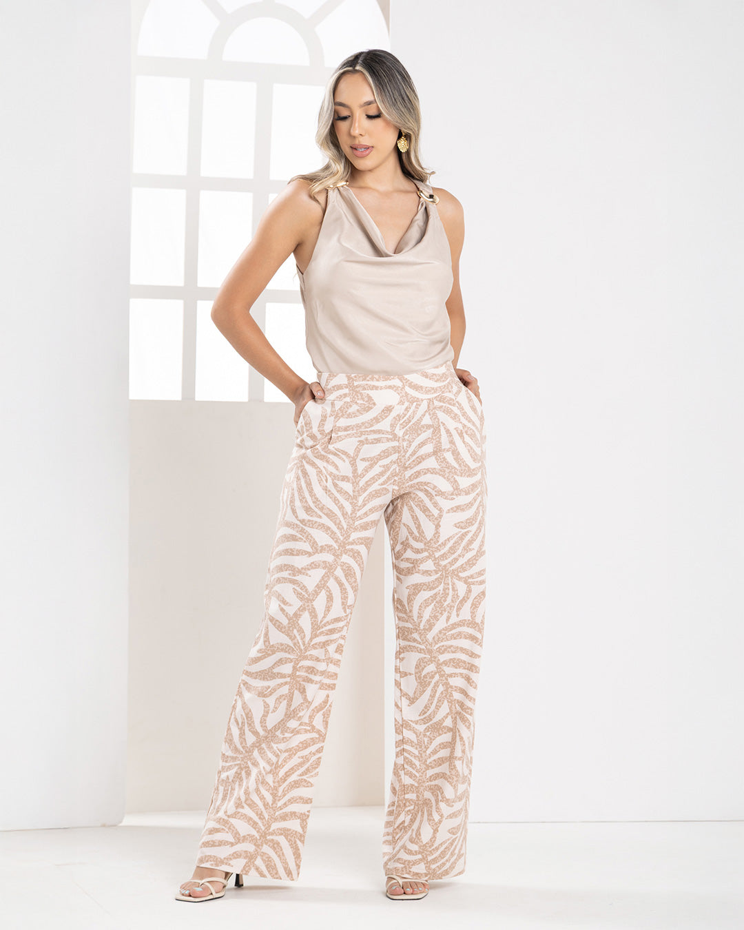 P74499 CONJUNTO TWILL ESTAMPADO CAMEL