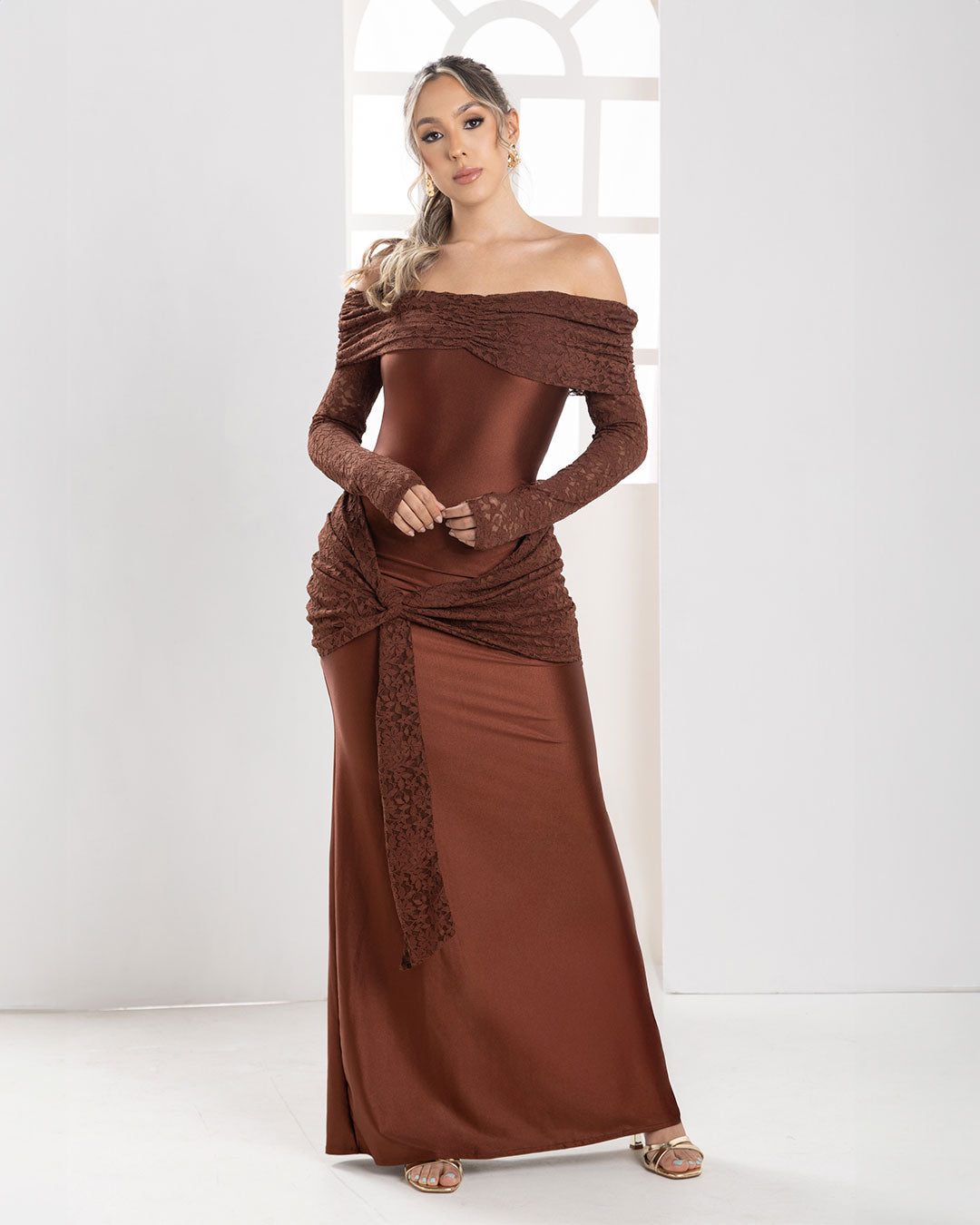 P74516 VESTIDO BLONDA MOKA