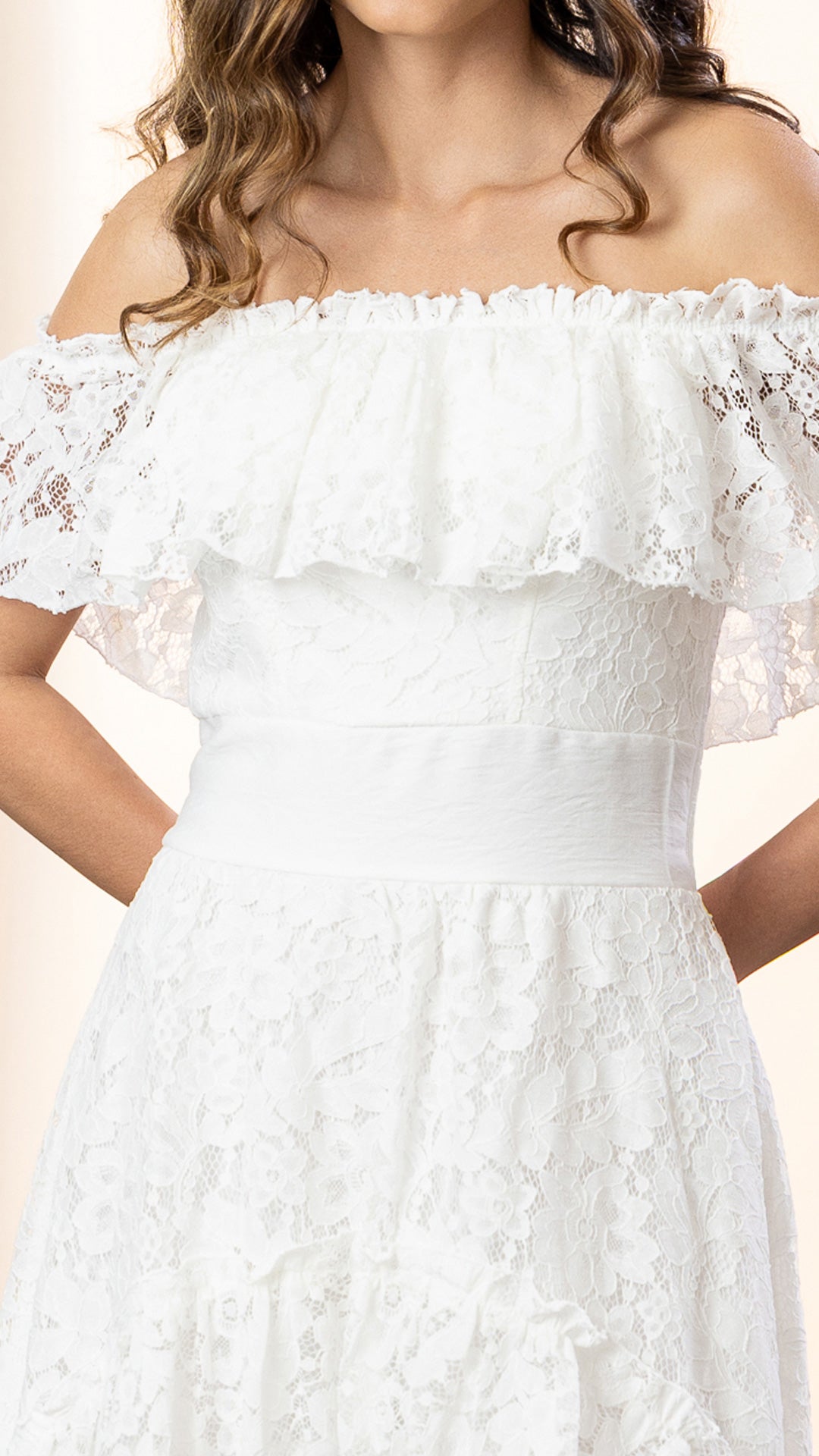 P74536 VESTIDO BLONDA MARFIL