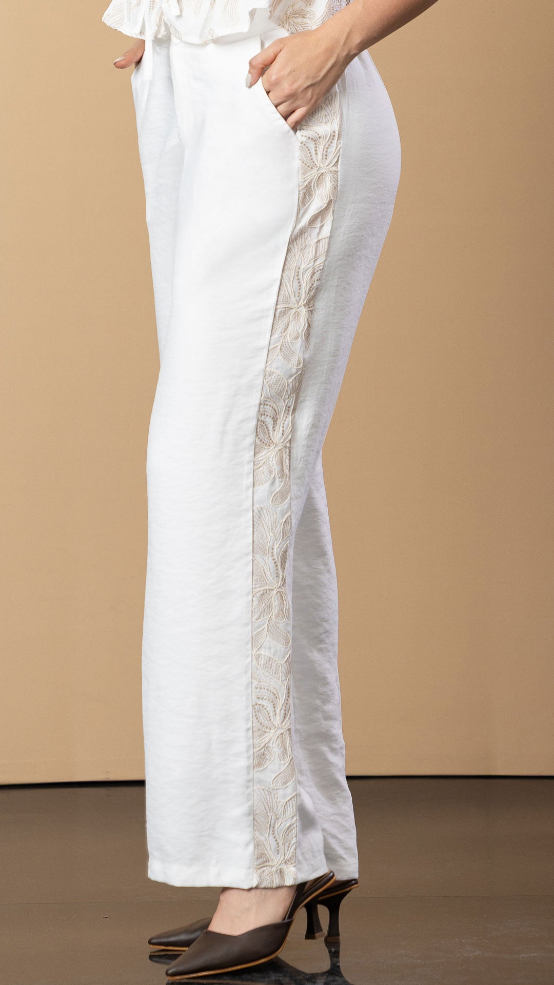 P74562 CONJUNTO FLOW MARFIL