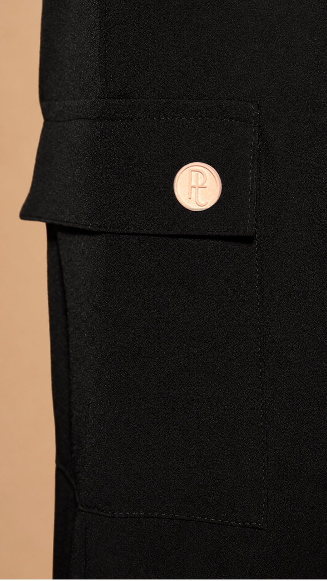 P74637 PANTALON LULOLEMON NEGRO
