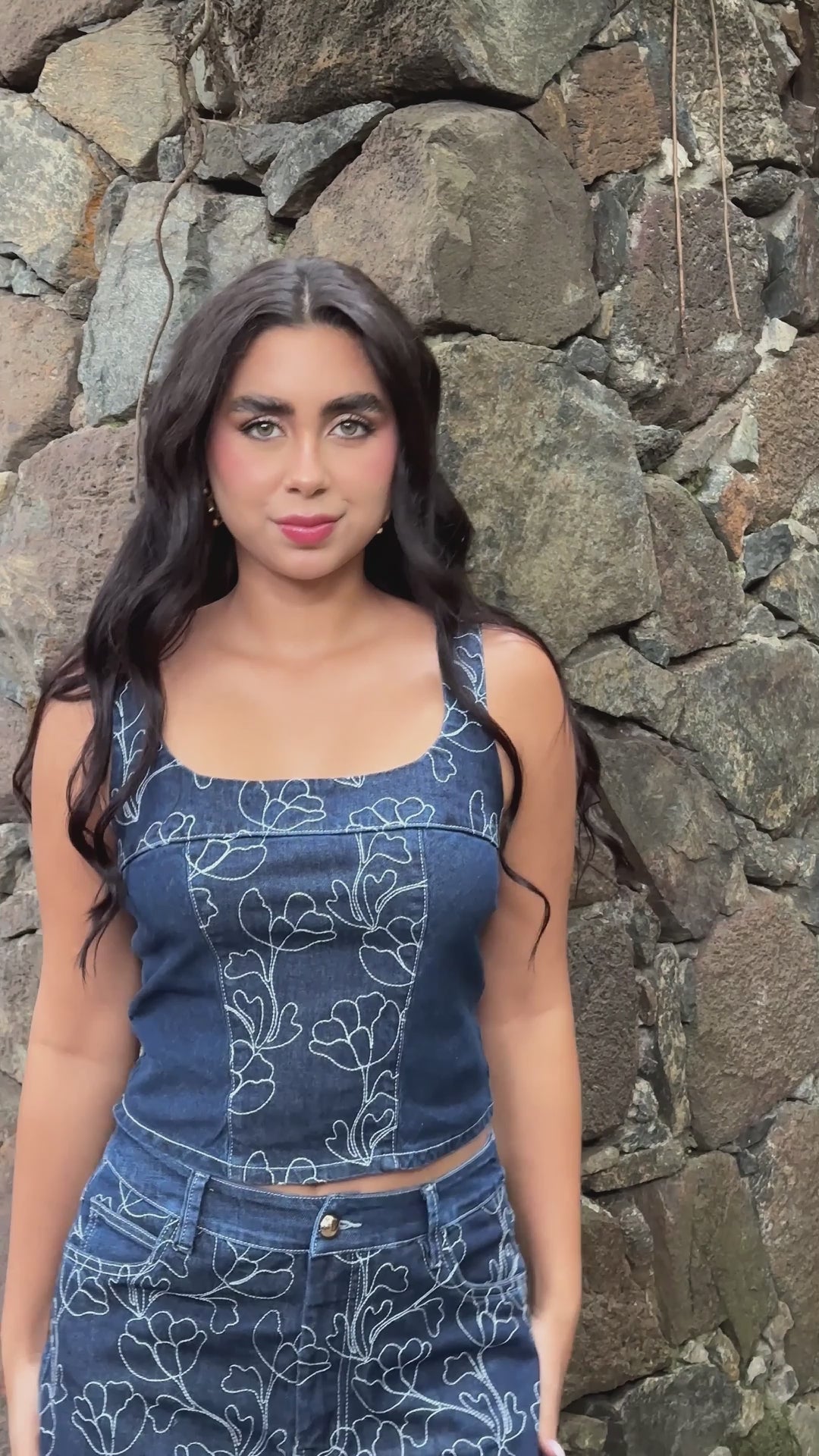 P4020 BLUSA INDIGO BORDADO AZUL