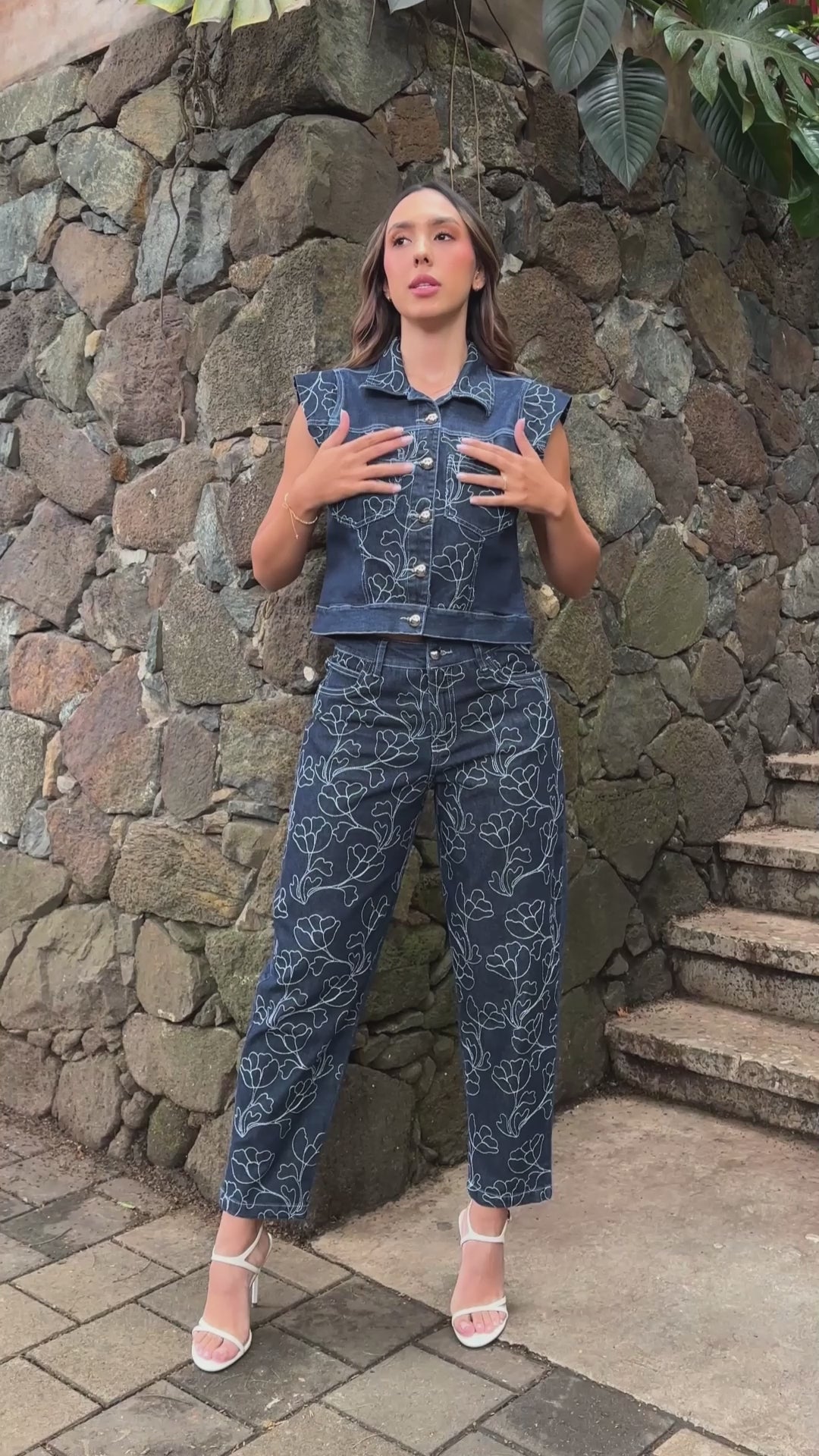 P4019 BLUSA INDIGO BORDADO AZUL